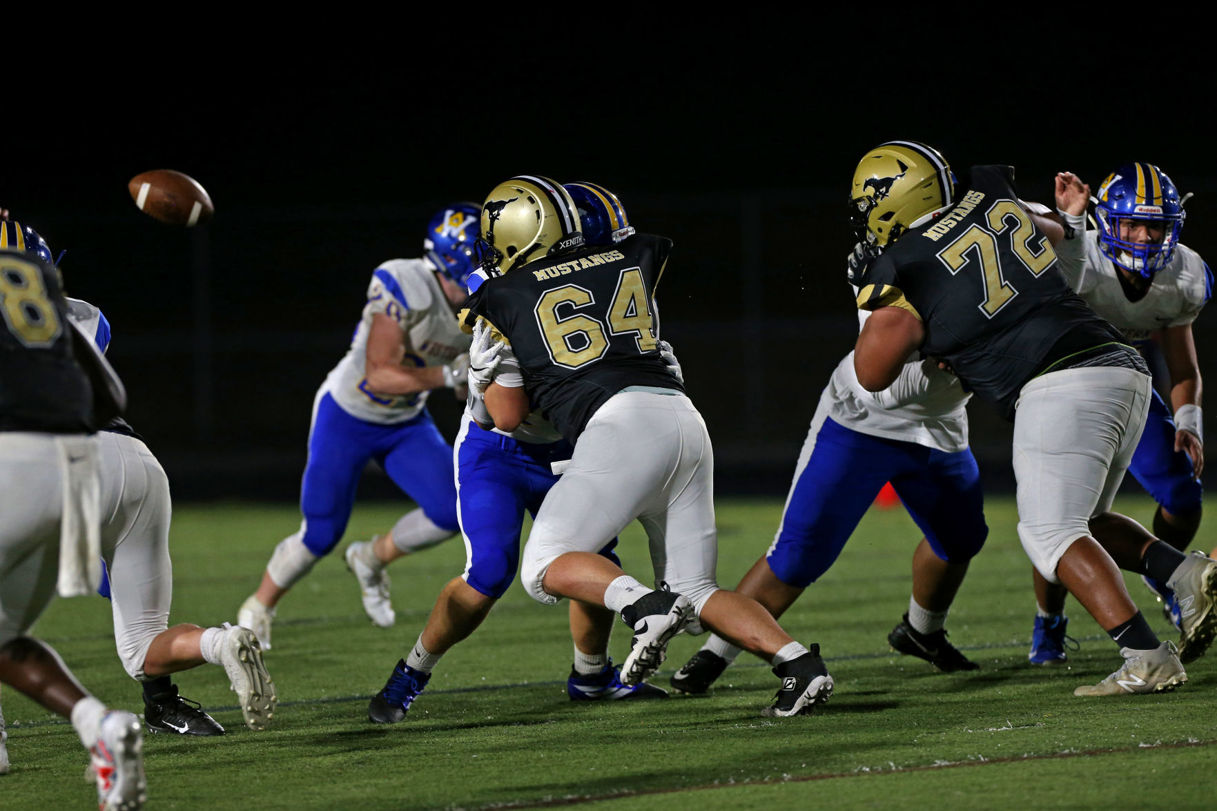 20190928_cdp_sports_monticellofootball023.JPG